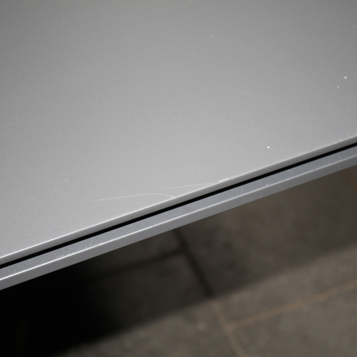 Gloster CARVER Tisch 100 x 170 x 73 cm Aluminium 6 Sitzplätze grau Meteor